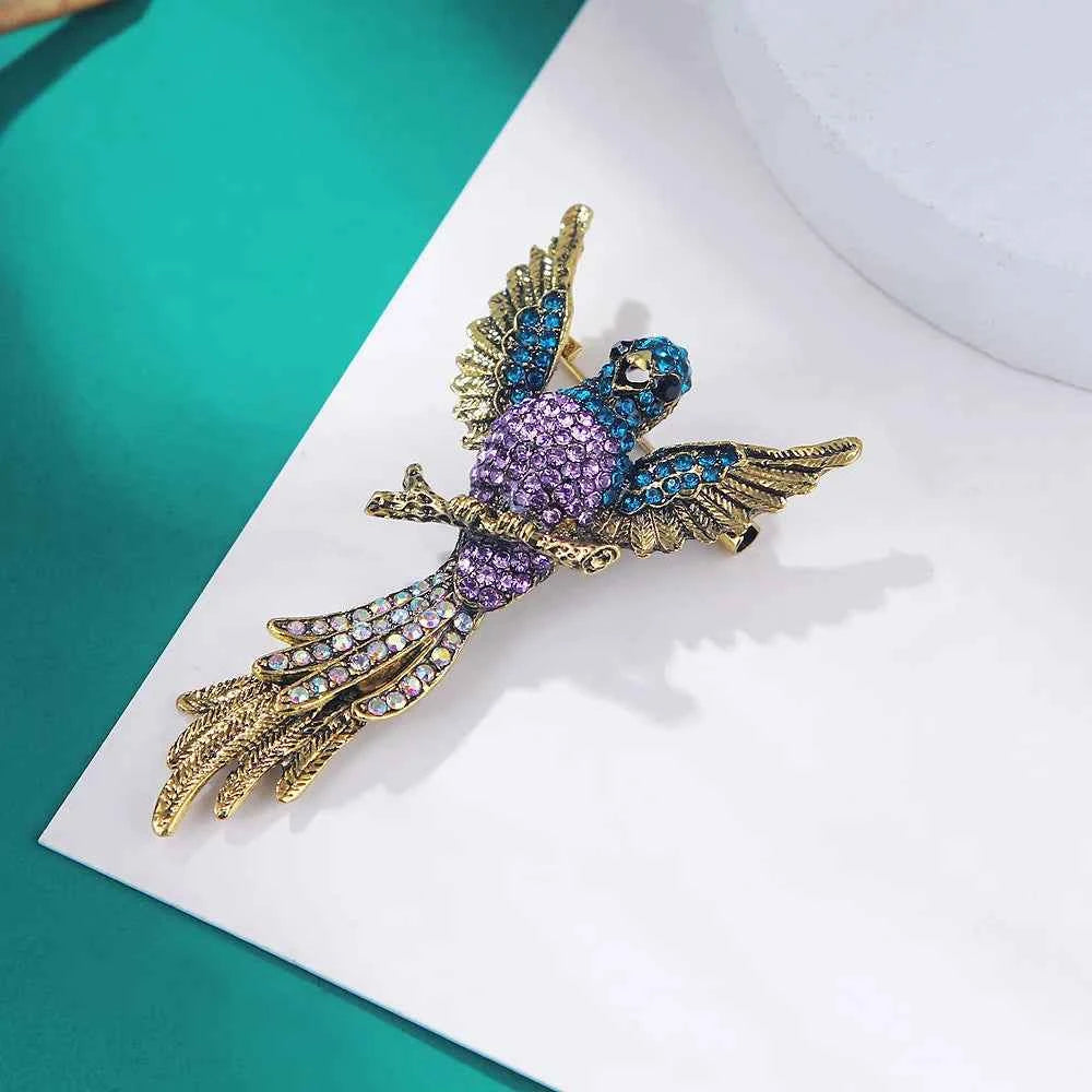 Exquisite Women Men Full Crystal Luxury Hummingbird Brooches Badges High-end Classic Animal Pins Buckles